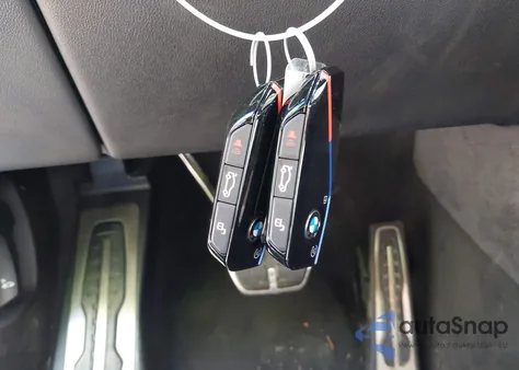 2024 BMW X7 M60I z USA, uszkodzony, nr VIN 5UX33EM0XR9U07116